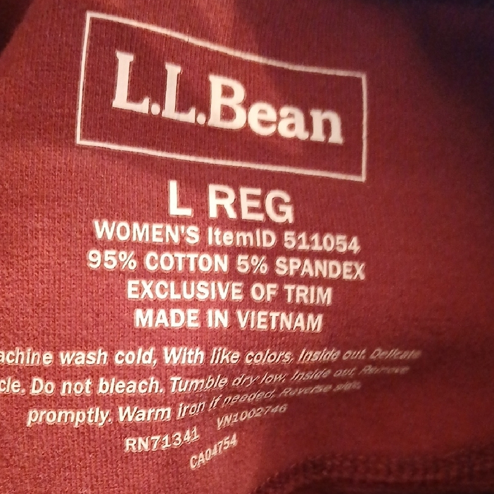L.L. Bean Rust Red Pullover - Picture 5 of 5